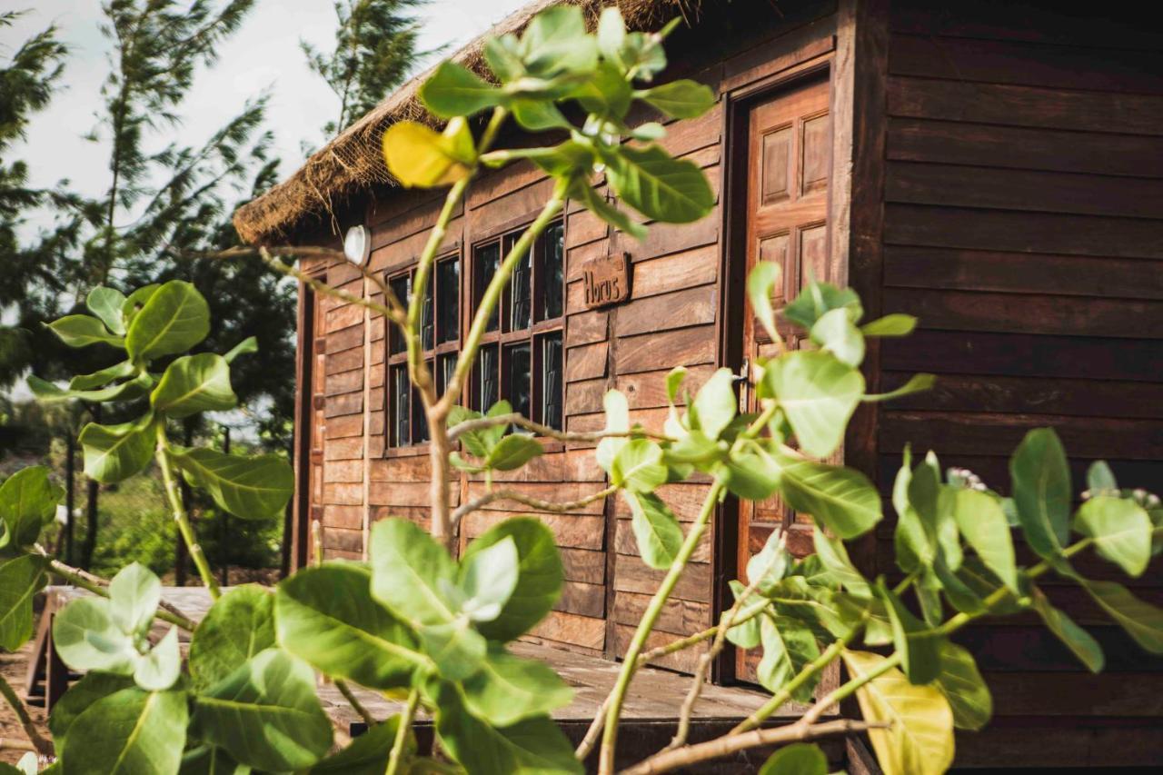 Bees Mouth Gambia Hotel Sanyang Exterior photo